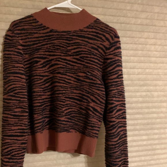Express sweater - Picture 2 of 2